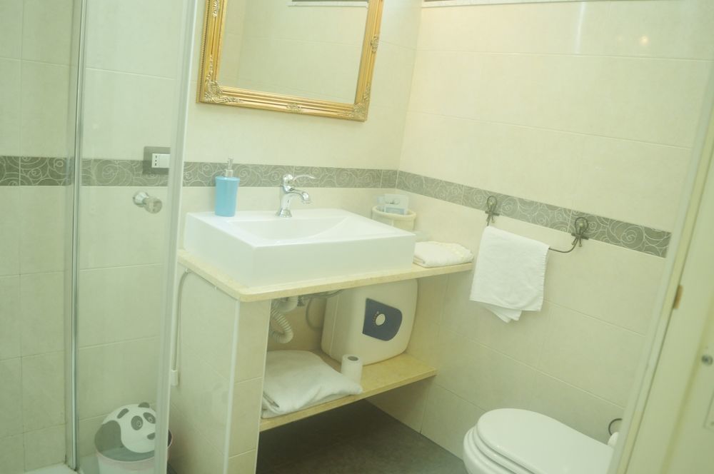 Victoria 2* Cagliari