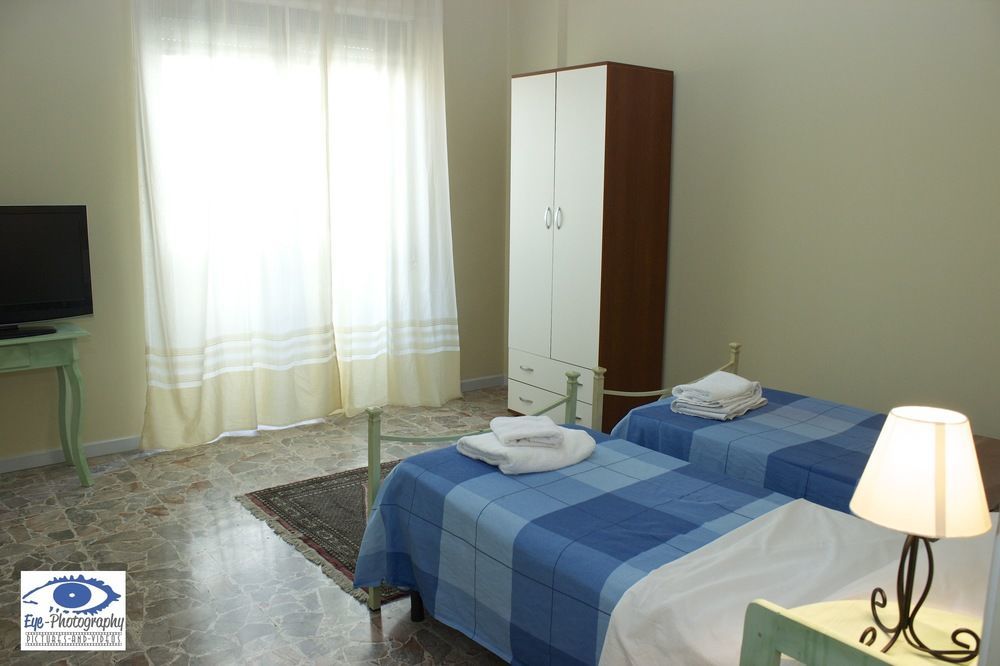 Victoria 2* Cagliari